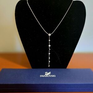 Swarovski Silver Crystal Necklace with Modern Elegance